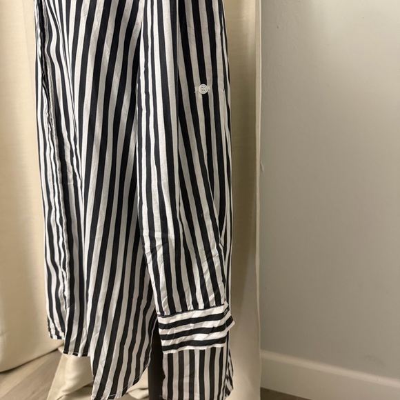 Summersalt Striped Black and White Swim Cover-Up - Picture 5 of 7